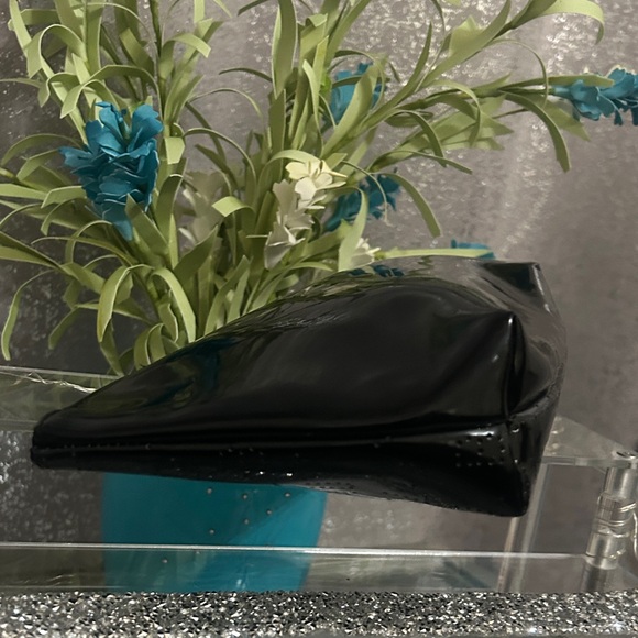 YVES SAINT LAURENT Beauté Black Cosmetic Pouch - Picture 6 of 9